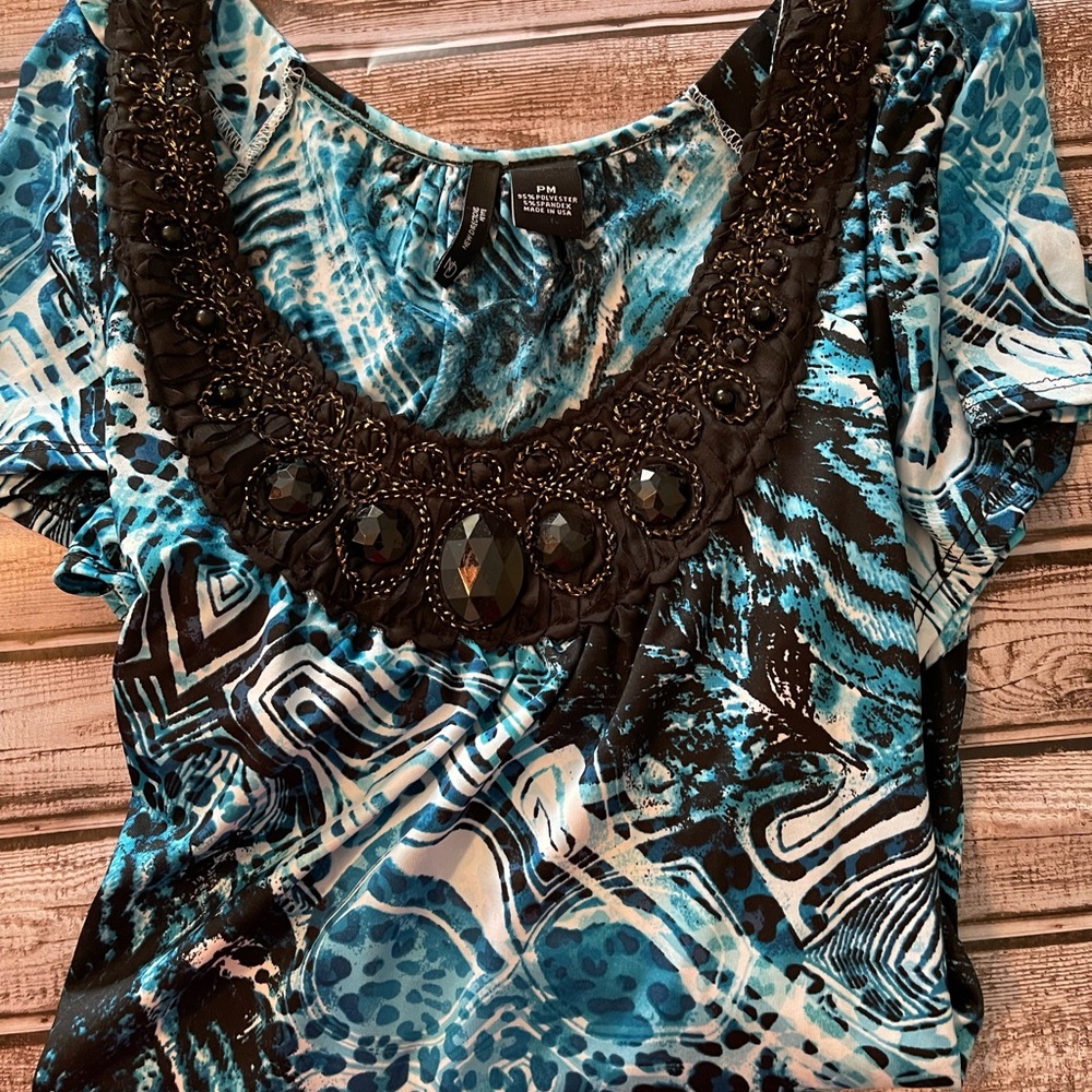 New directions blouse, petite medium